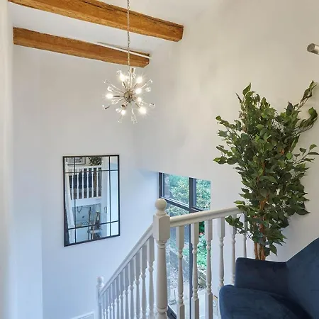 Caedmon House At Abbey * Whitby