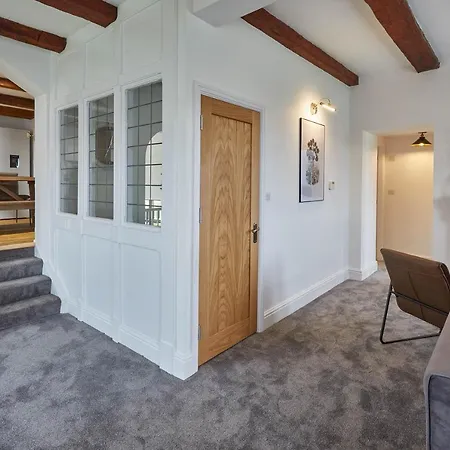 Caedmon House At Abbey 度假居