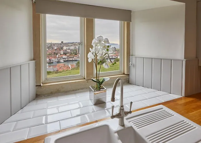 Holiday home Caedmon House At Abbey *